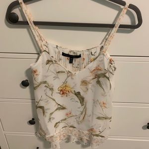 XSP WHBM NWOT white/yellow floral ruffle tank